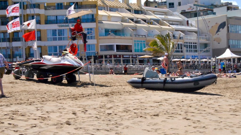 seebysea-salviamo-i-bagnini-di-salvataggio-jpg