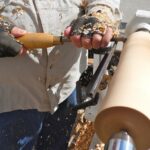 https://www.doctorbeach.it/wp-content/uploads/2022/04/doctorbeach-over-the-words-tanto-cervello-e-poca-manualità-artigiano-del-legno.jpeg